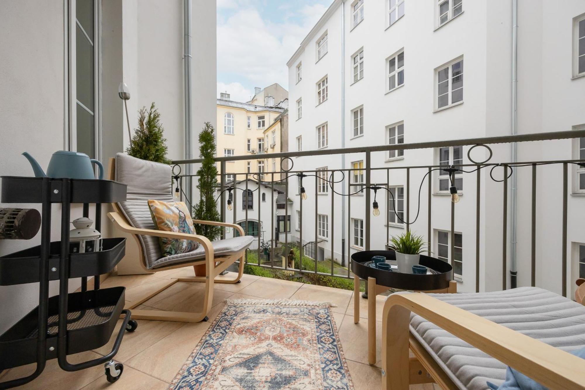 Spacious In The Center By Rent Like Apartament *