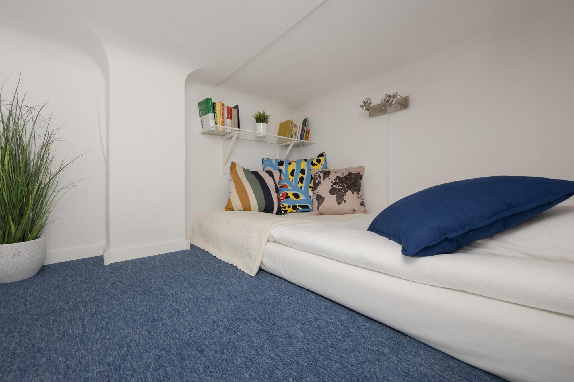 Apartament Spacious In The Center By Rent Like *